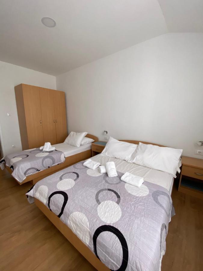 Apartmani Mare Baška Voda Exterior foto